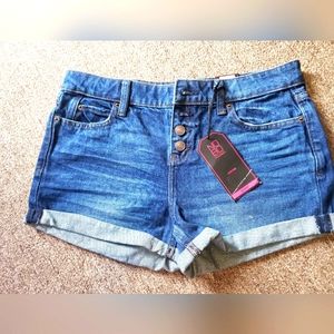 No Boundaries Shorts